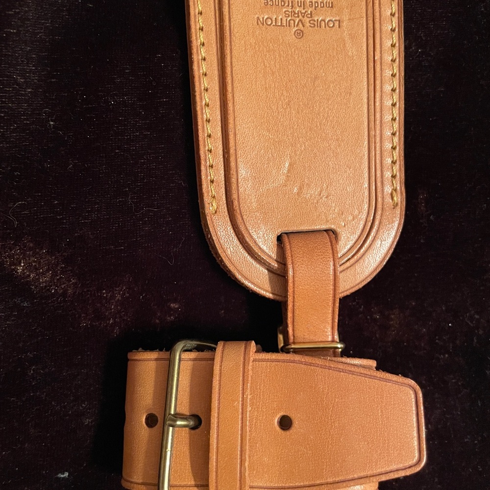 Louis Vuitton luggage tag great condition